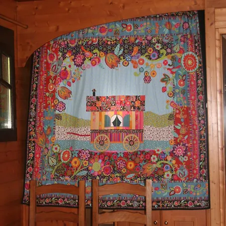 Οργανωμένο κάμπινγκ Roulotte De Charme *