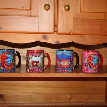 Οργανωμένο κάμπινγκ Roulotte De Charme Bazauges